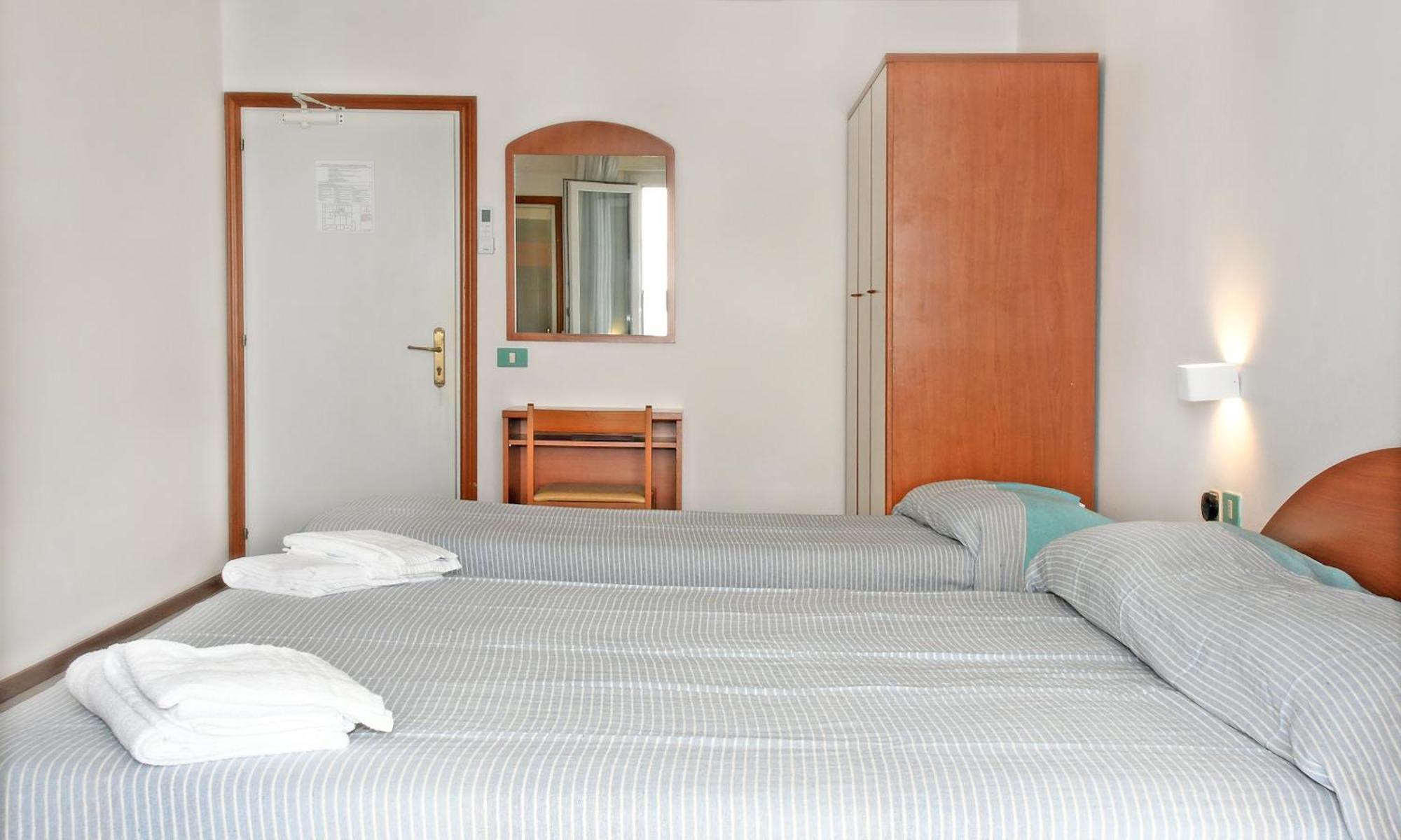 Hotel Exclusive In Pieno Centro - Nuova Gestione 2025 Ριτσόνε Εξωτερικό φωτογραφία