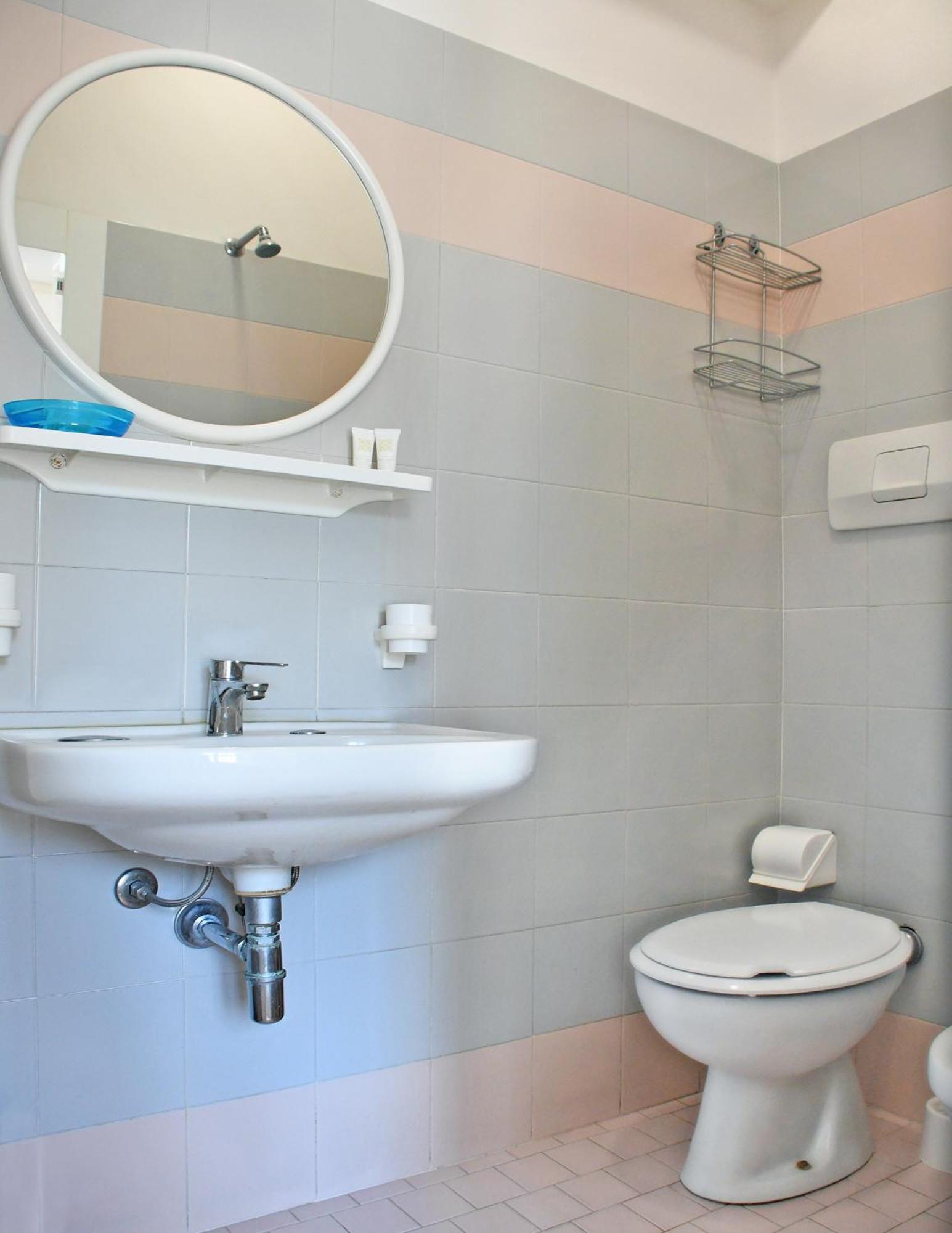 Hotel Exclusive In Pieno Centro - Nuova Gestione 2025 Ριτσόνε Εξωτερικό φωτογραφία