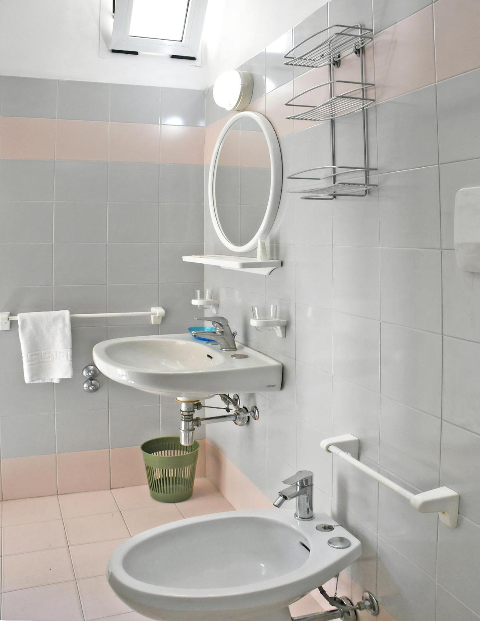 Hotel Exclusive In Pieno Centro - Nuova Gestione 2025 Ριτσόνε Εξωτερικό φωτογραφία